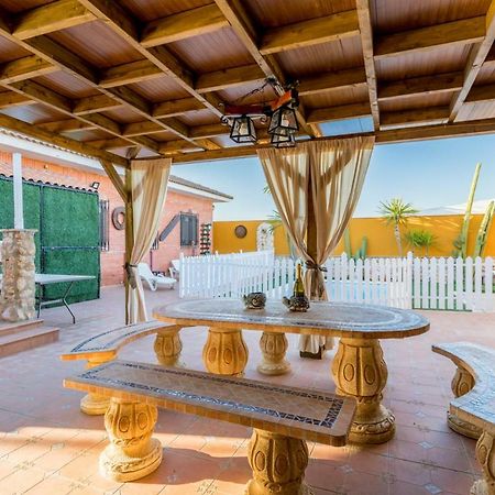 Willa Casa Ludima Fuentes de Andalucía Zewnętrze zdjęcie