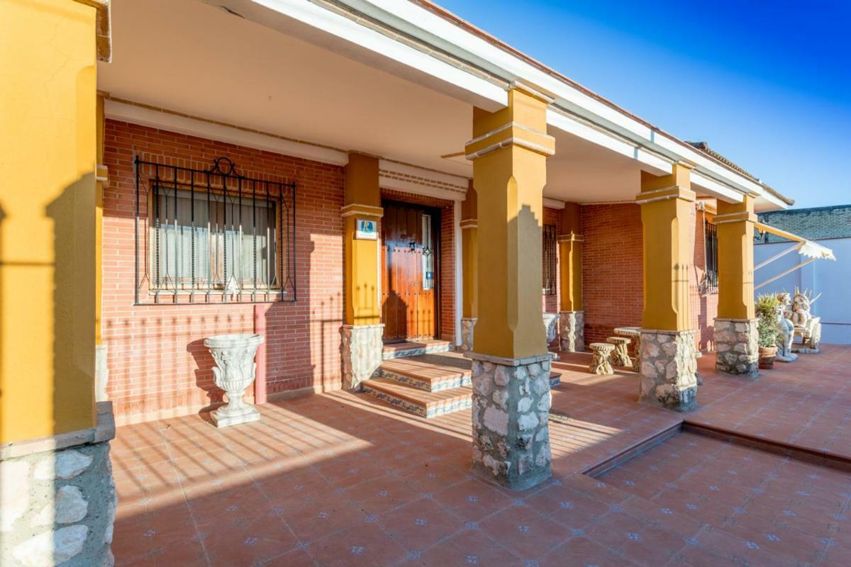 Willa Casa Ludima Fuentes de Andalucía Zewnętrze zdjęcie