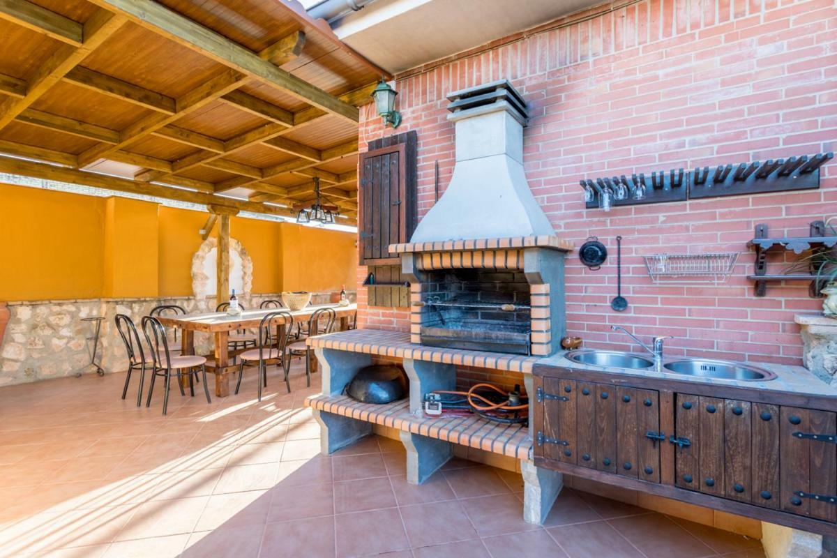 Willa Casa Ludima Fuentes de Andalucía Zewnętrze zdjęcie
