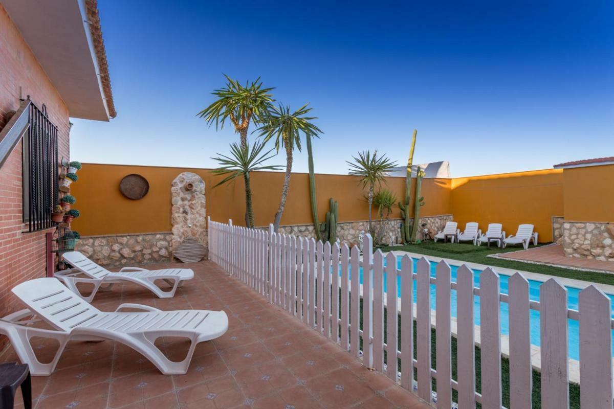 Willa Casa Ludima Fuentes de Andalucía Zewnętrze zdjęcie